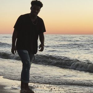 Meet your Posher, Quinton